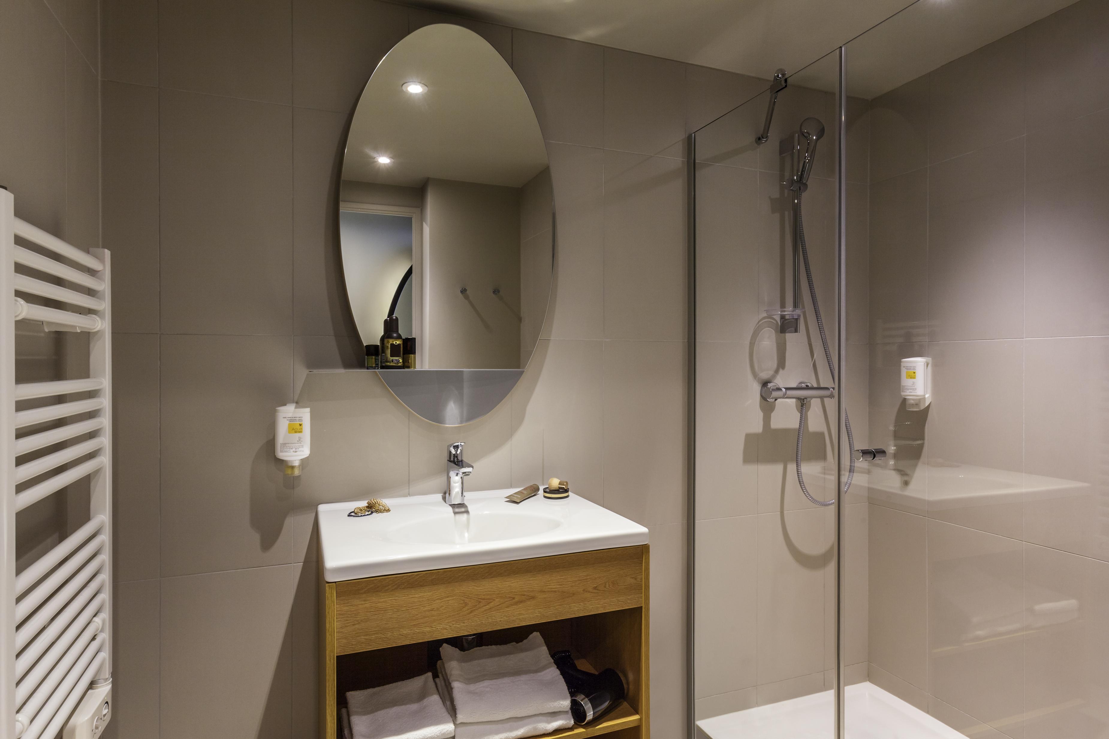 Adagio Access La Defense Apart-hotel