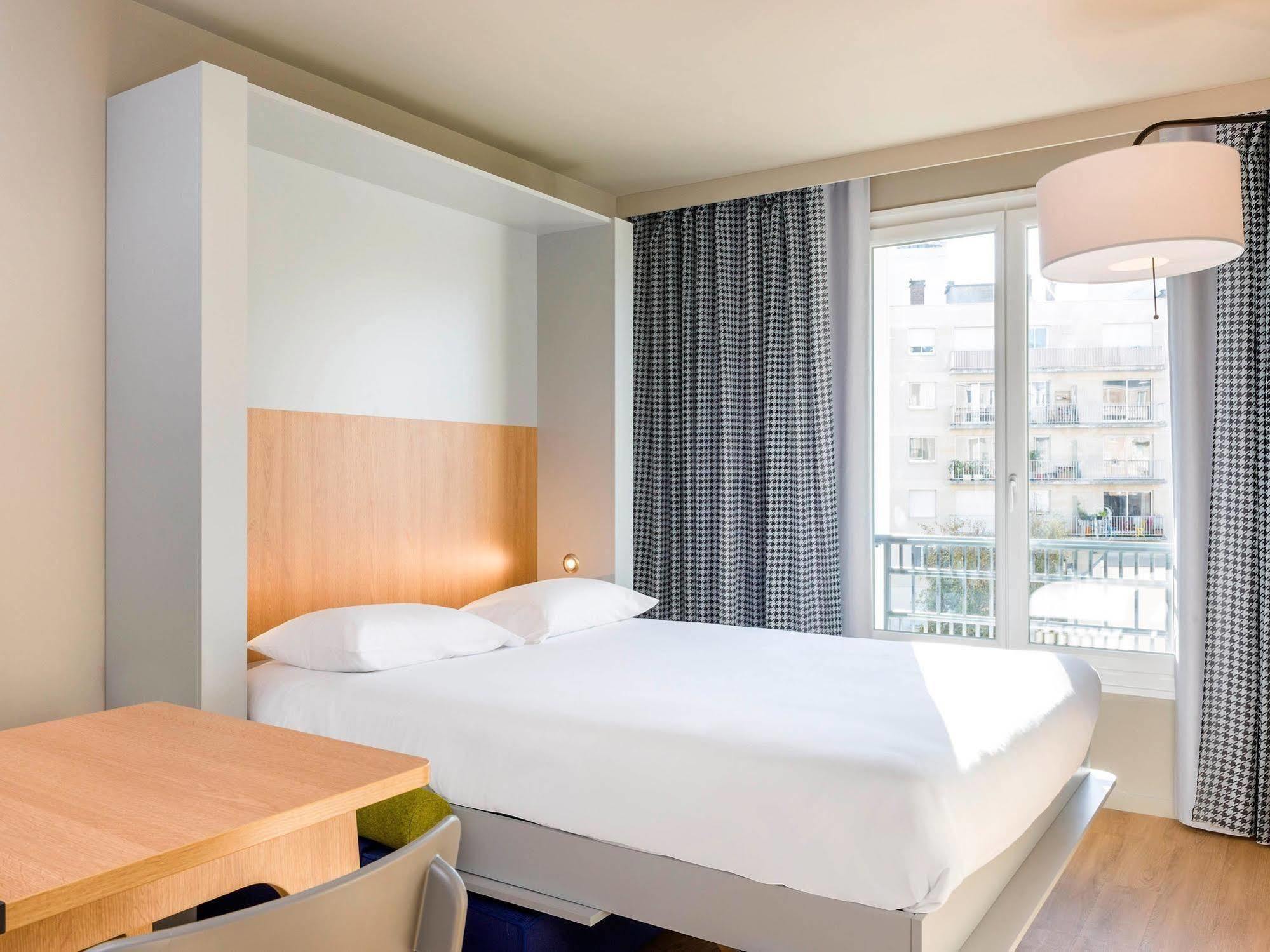 Aparthotel Adagio Access La Defense 3*